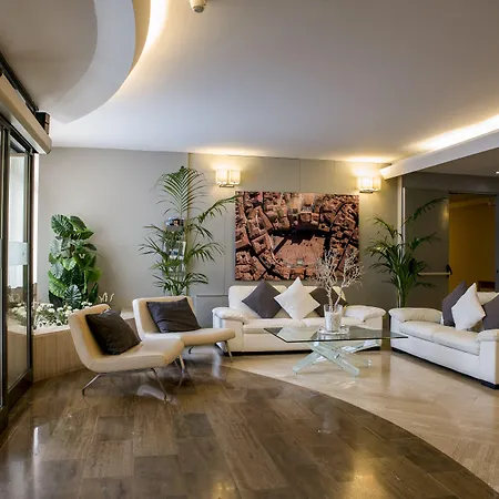 Hotel Executive