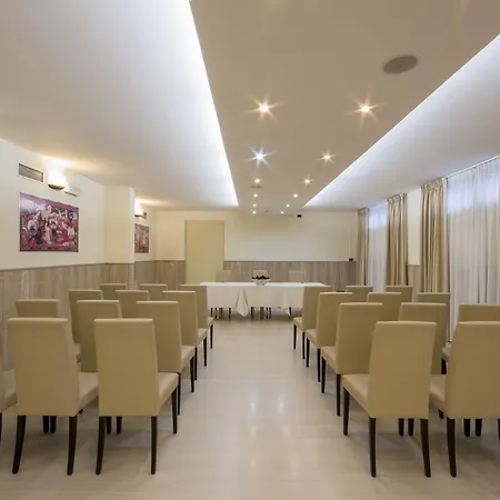 Hotel Executive