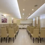 Hotel Executive